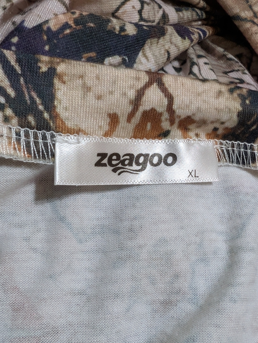 Zeagoo Beige and Purple Boho V-Neck Long Sleeve Tunic - Picture 4 of 5